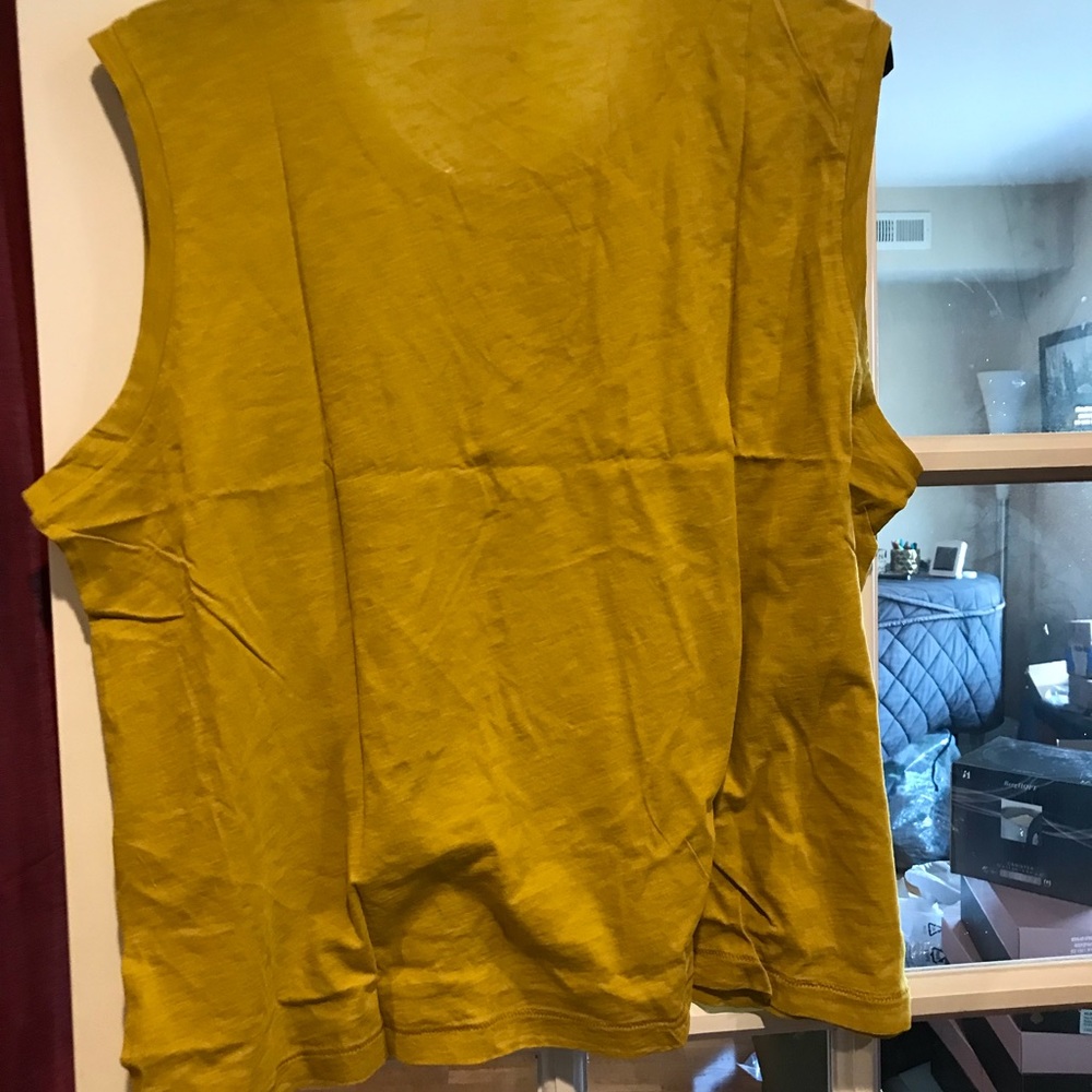 Madewell tank top - Picture 2 of 2